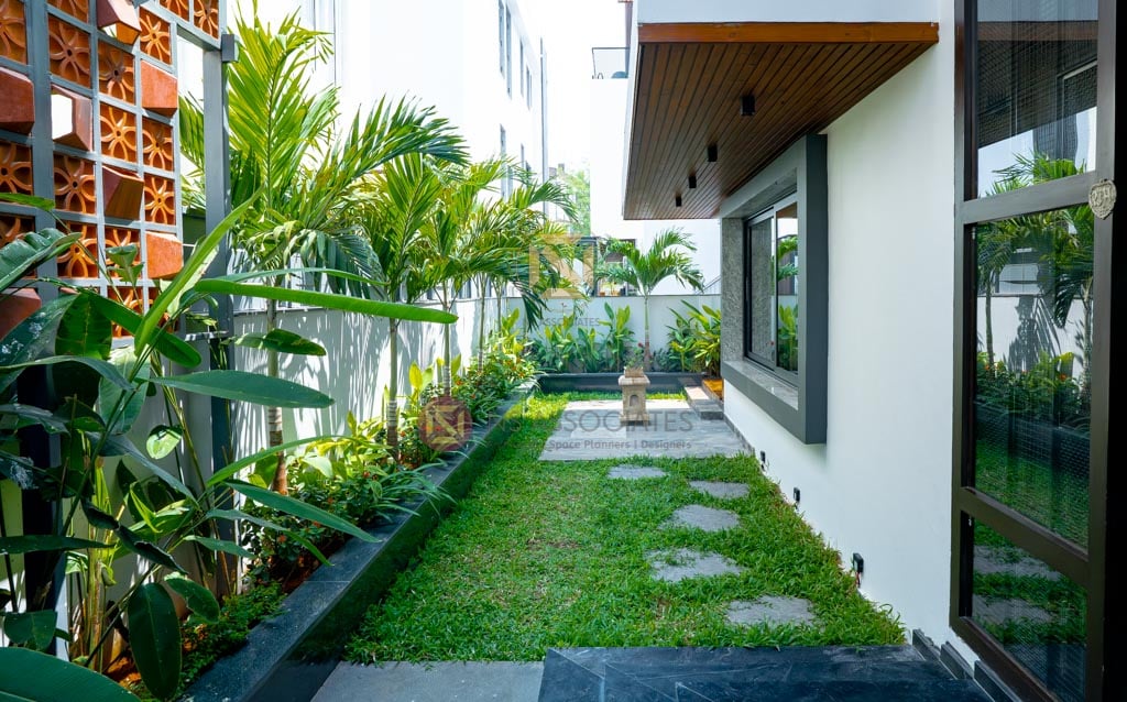 MR. Bijay Sonthalia’s Residence